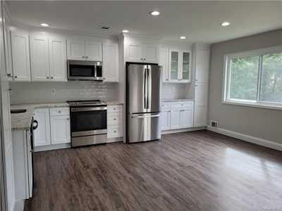 132 Columbia Ct #D Yorktown Heights, NY 10598