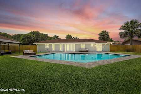 1731 Sea Oats DR Atlantic Beach, FL 32233