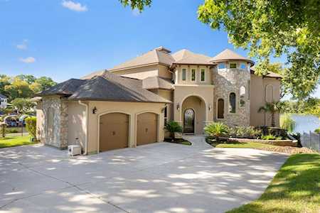 20007 Crescent Ct Montgomery, TX 77356