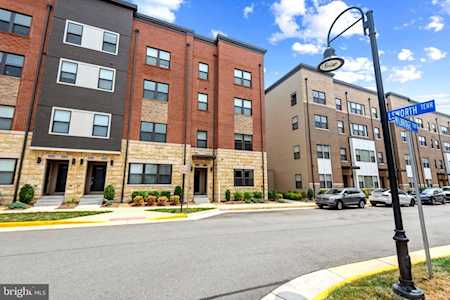 20518 Milbridge Terrace Ashburn, VA 20147