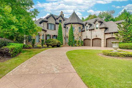 18805 Windy Point Dr Cornelius, NC 28031