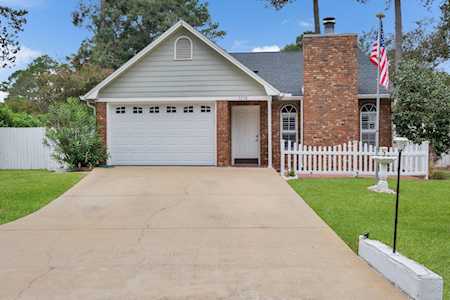 3238 Earl Dr Tallahassee, FL 32309