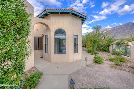 6077 N Tocito Place Tucson, AZ 85718