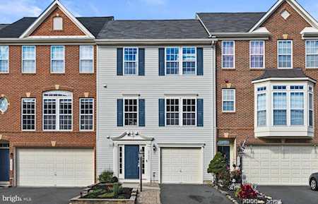 25427 Elm Terrace Aldie, VA 20105