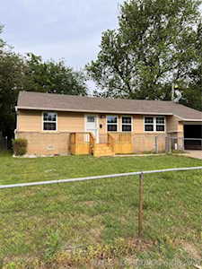 4916 N St Louis Ave Tulsa, OK 74126