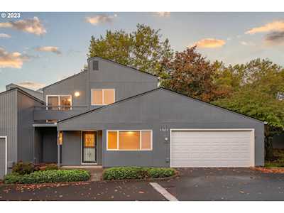 17675 NW Rolling Hill LN Beaverton, OR 97006