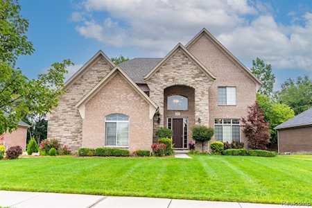 16467 N Via Montella Macomb, MI 48042