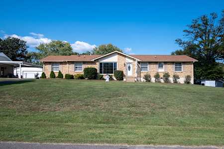 102 Crossroad Dr Hendersonville, TN 37075