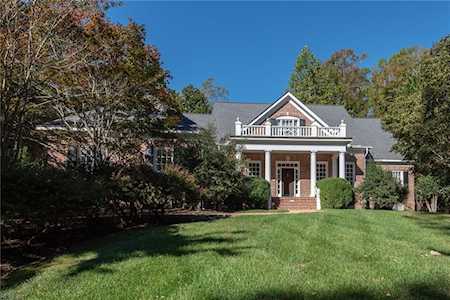 204 Jones Mill Ln Williamsburg, VA 23185