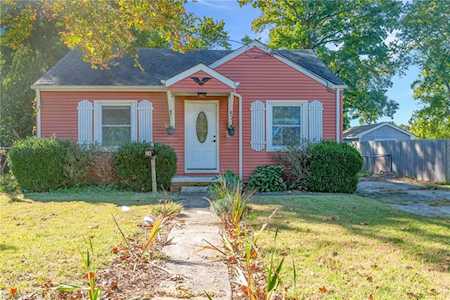 24 Foxgrape Rd Portsmouth, VA 23701