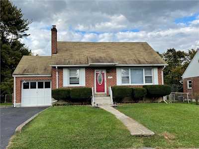 3715 South Saucon Ave Center Valley, PA 18034