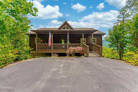 4052 Ridgeback Ln Sevierville, TN 37862