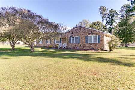 104 Mccutcheon St Franklin, VA 23851