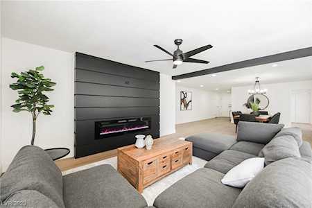 3083 Van Buskirk Circle Las Vegas, NV 89121