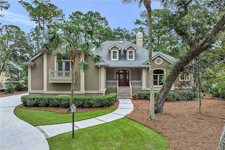 13 Clarendon Ln Hilton Head Island, SC 29928