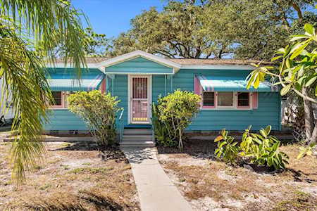1913 55th St S Gulfport, FL 33707