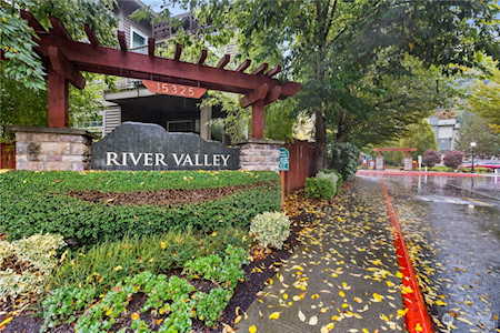 15325 SE 155th Place #M4 Renton, WA 98058