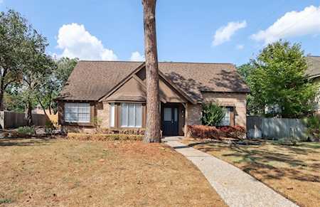 11514 Parkriver Dr Houston, TX 77070