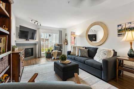 15895 84 Avenue #303 Surrey, BC V4N 0W7