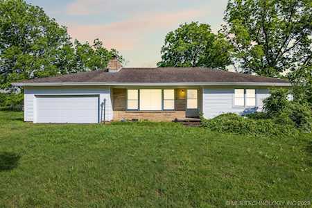 8298 E 485 Rd Claremore, OK 74019