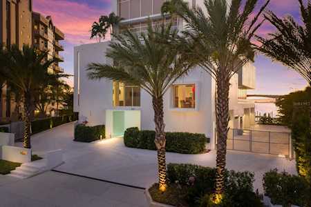 280 Golden Gate POINT #200 Sarasota, FL 34236