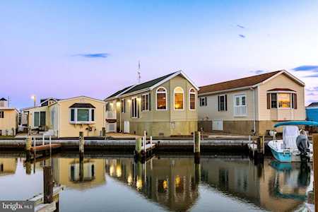 31 Canal Overlook Ln Ocean City, MD 21842