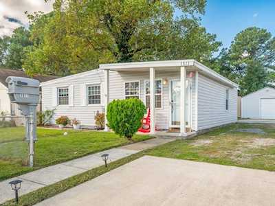 1511 Wingfield Ave Chesapeake, VA 23325