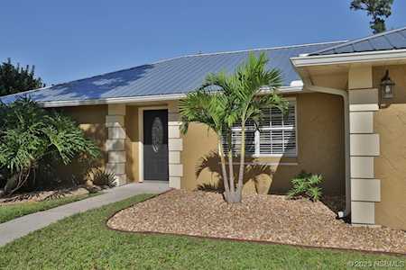2117 Victory Palm Dr Edgewater, FL 32141