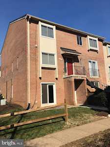 4552 Conwell Dr Annandale, VA 22003