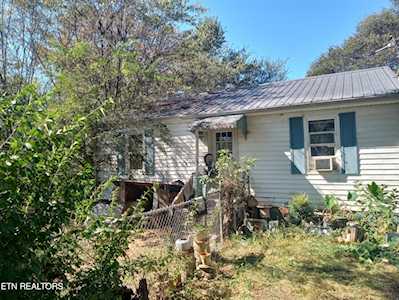 2331 Pennsylvania Ave Maryville, TN 37804