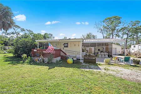 2305 Case Ln North Fort Myers, FL 33917