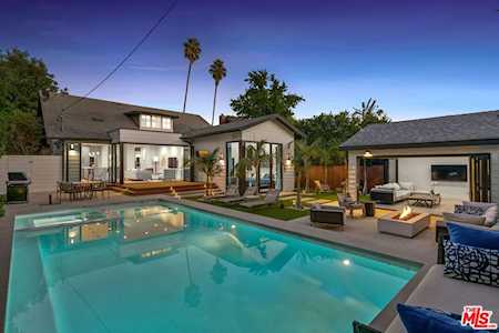 1979 N Van Ness Ave Los Angeles, CA 90068