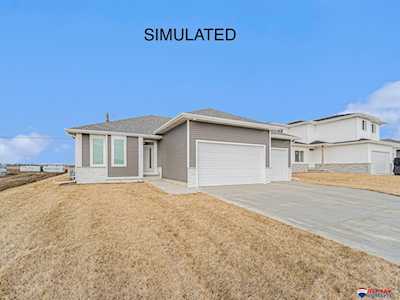 733 Middleton Ave Lincoln, NE 68521