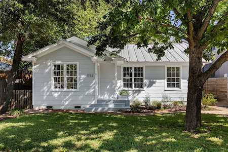 1702 W 32nd ST Austin, TX 78703