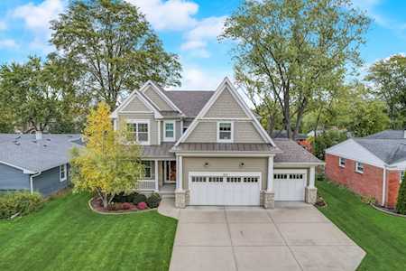 1805 N Fernandez Ave Arlington Heights, IL 60004