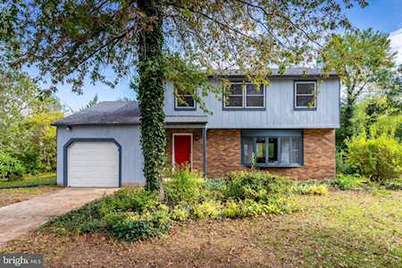 67 Altair Dr Turnersville, NJ 08012