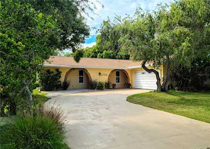 2136 N Bay Hills Blvd Safety Harbor, FL 34695