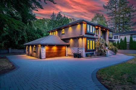 7698 Wheater Court Burnaby, BC V5E 4P3