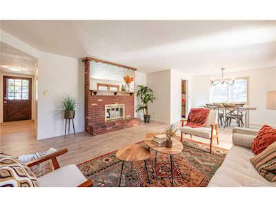 21 Cornell Dr Longmont, CO 80503