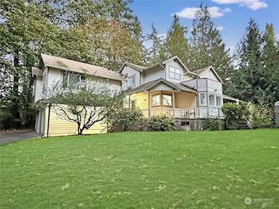 5220 190th Place NE Sammamish, WA 98074