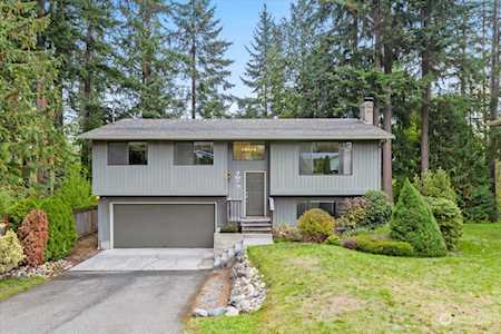 7023 Lower Ridge Rd Everett, WA 98203