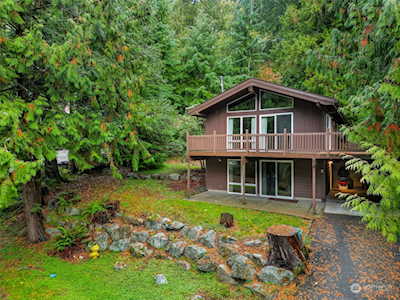 5 Whistling Swan Place Bellingham, WA 98229