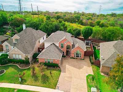 9331 Vista Circle Irving, TX 75063