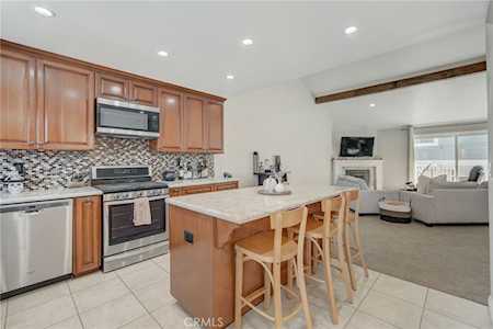 710 N Guadalupe Ave #2 Redondo Beach, CA 90277