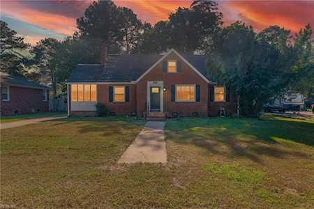 2237 Delwood Rd Chesapeake, VA 23323