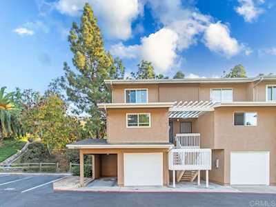 4223 Vista Del Rio Way #1 Oceanside, CA 92057