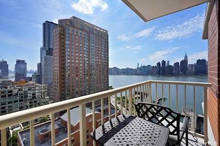 4-74 48th Ave #19A Long Island City, NY 11109