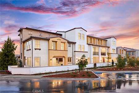 1729 Laurelwood Way Oceanside, CA 92056