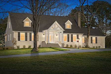 1720 Cedarcroft Dr Clarksville, TN 37043