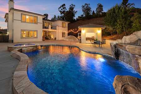 10330 Rue Fontenay San Diego, CA 92131